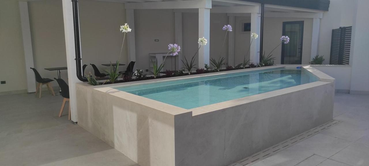 Thalassa Rooms Avola Bagian luar foto