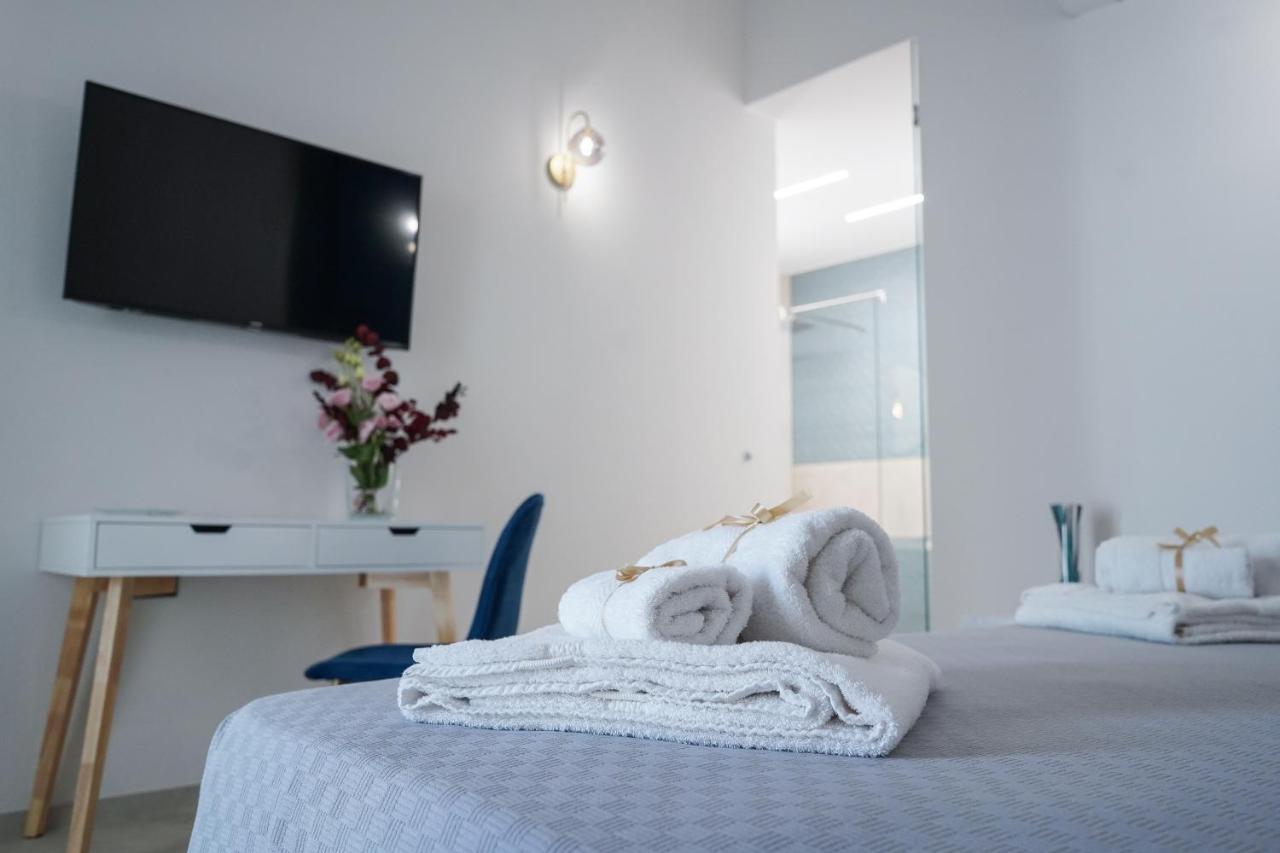 Thalassa Rooms Avola Bagian luar foto