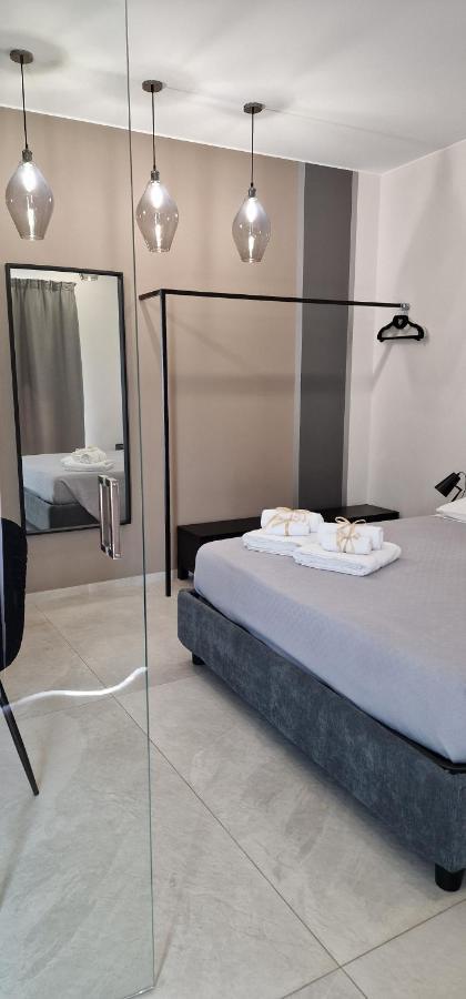 Thalassa Rooms Avola Bagian luar foto